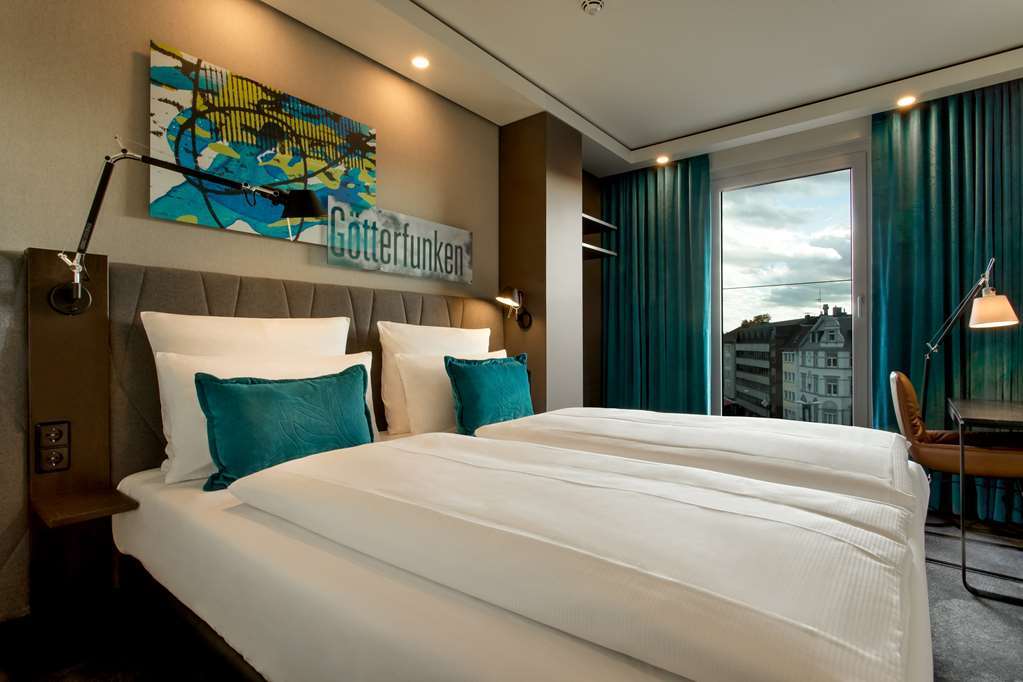 Motel One Bonn-Beethoven 객실 사진